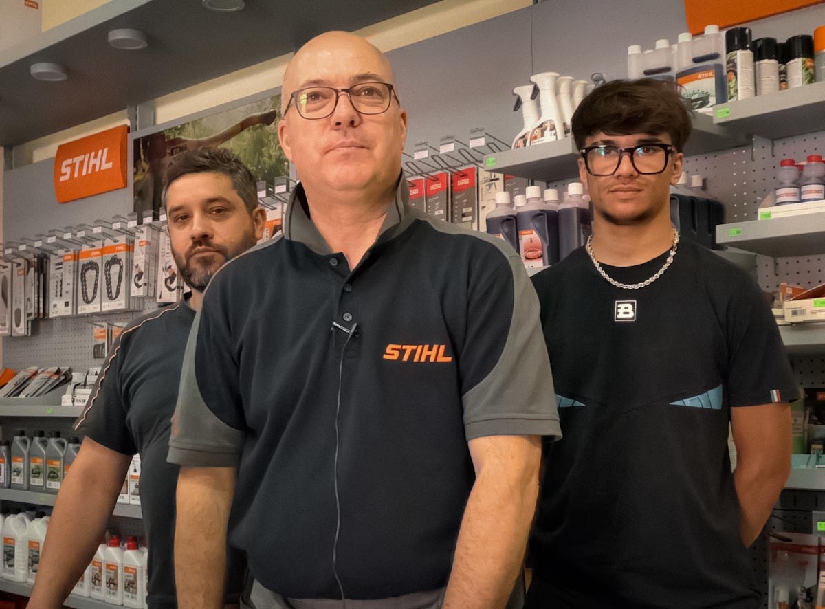 Filo Tagliaerba Bloccato? Guida Completa alla Testina Batti e Vai Stihl che Non Estende